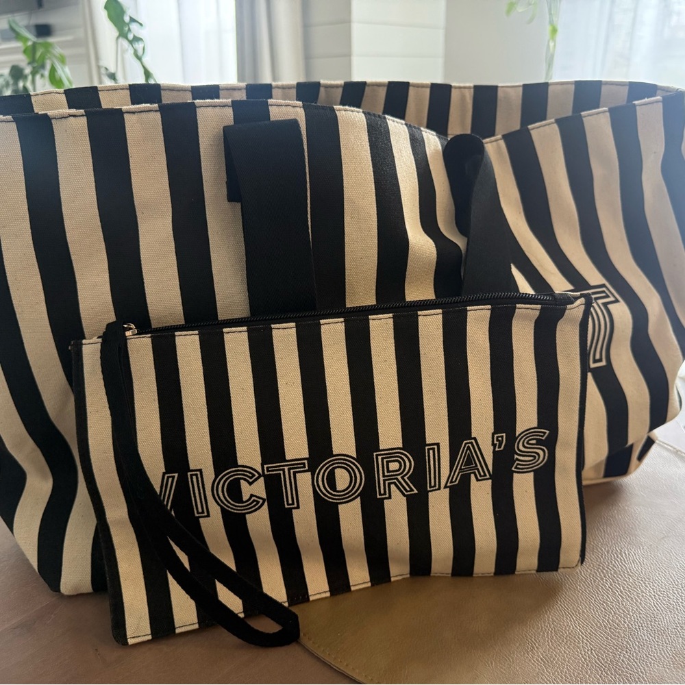 NWT Victoria's Secret Black and Cream Striped Tote with Matching Wristlet